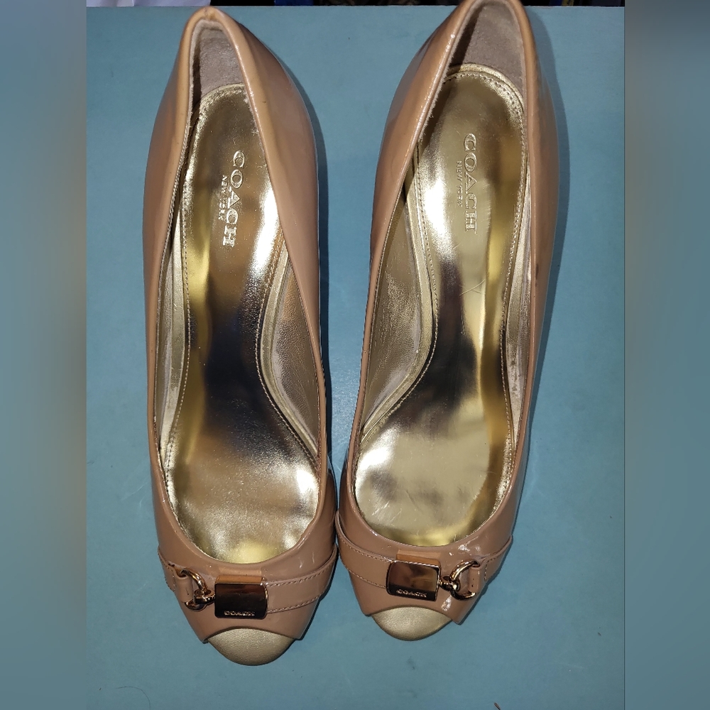 Womens Blush/Beige Coach Temple Peep Toe Wedge Heel sz 9B